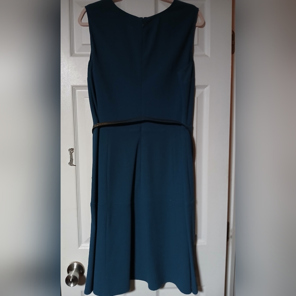 Elegant Blue Sleeveless Dress